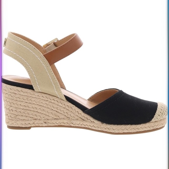 Tommy Hilfiger Women's Nilsa Sandal - Picture 2 of 7